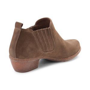 clarks women's wilrose jade ankle bootie